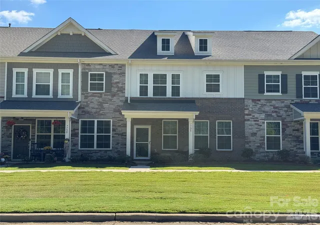 Townhouse for sale at 7726 Nelson Rd, Mint Hill, NC 28227 | MLS# 4426549