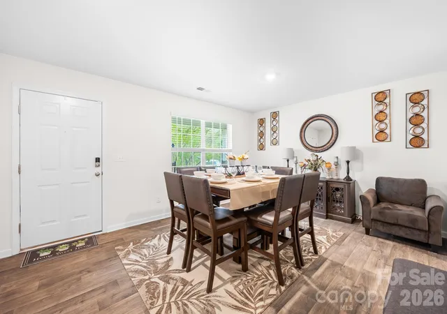 Photo 4 of Single family home for sale at 7401 Finnigan Rd, Charlotte, NC 28215 | MLS# 4426557 | Listing updated on 2026-09-26