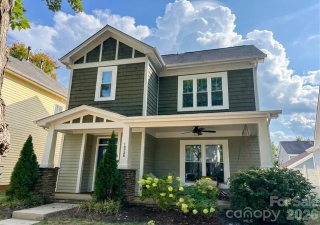 Photo 1 of Single family home for sale at 16526 Spruell St, Huntersville, NC 28078 | MLS# 4426564 | Listing updated on 2026-10-06