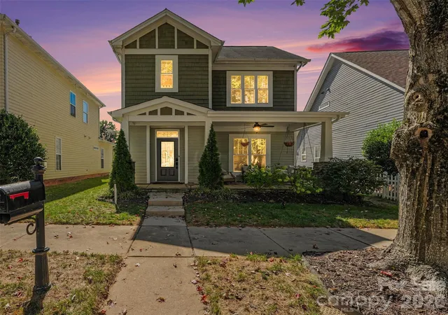 Photo 1 of Single family home for sale at 16526 Spruell St, Huntersville, NC 28078 | MLS# 4426564 | Listing updated on 2026-10-09