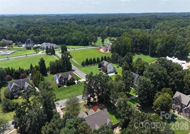 Photo 4 of Single family home for sale at 2107 Heath Lake Dr, Mint Hill, NC 28227 | MLS# 4426581 | Listing updated on 2026-09-20