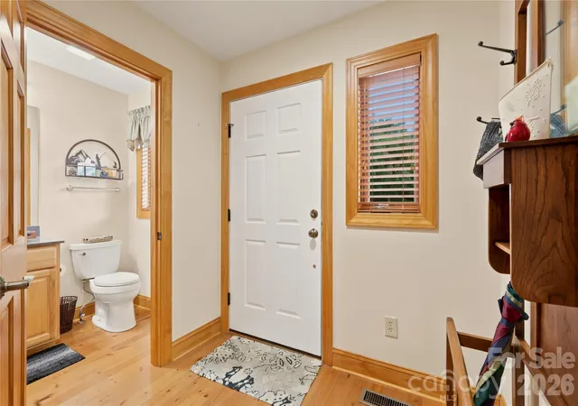Photo 2 of Townhouse for sale at 351 Silver Springs Dr #B, Banner Elk, NC 28604 | MLS# 4426595 | Listing updated on 2026-09-20