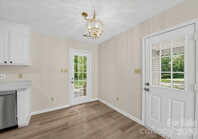 Photo 4 of Single family home for sale at 140 Weeping Willow Way, Gastonia, NC 28052 | MLS# 4426603 | Listing updated on 2026-09-20