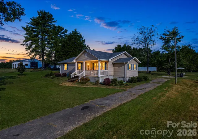 Single family home for sale at 923 Green Crk Dr, Columbus, NC 28722 | MLS# 4426604