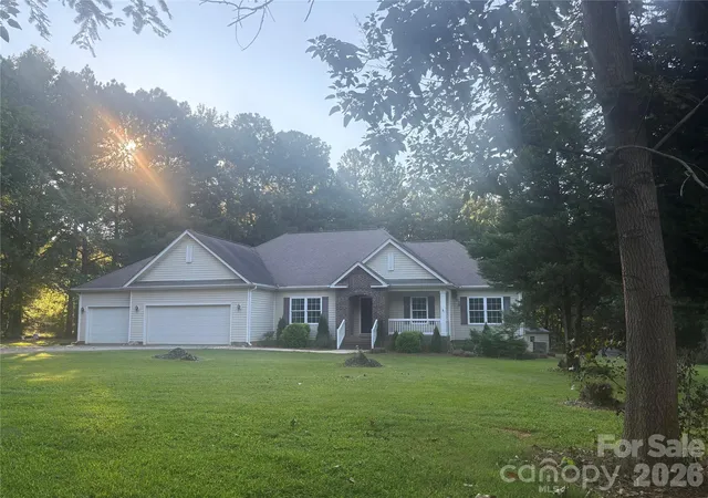 Photo 1 of Single family home for sale at 449 Potter Rd, Lancaster, SC 29720 | MLS# 4426607 | Listing updated on 2026-09-22
