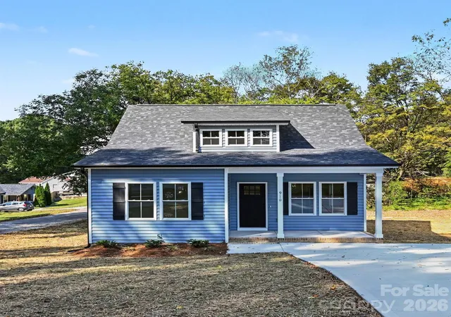 Photo 1 of Single family home for sale at 910 W 8th Street, Kannapolis, NC 28081 | MLS# 4426631 | Listing updated on 2026-10-26