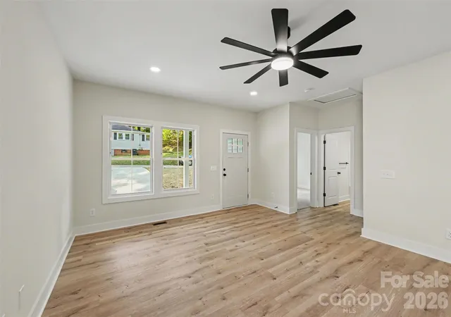 Photo 4 of Single family home for sale at 910 W 8th Street, Kannapolis, NC 28081 | MLS# 4426631 | Listing updated on 2026-10-26