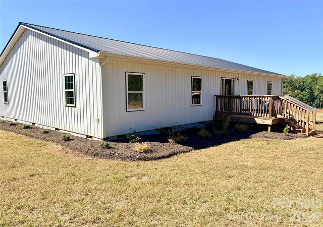 Single family home for sale at 550 Dills Rd, Rutherfordton, NC 28139 | MLS# 4426637