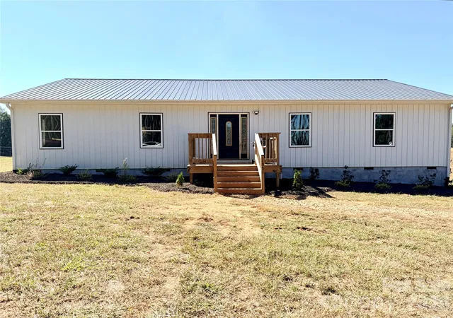 Photo 1 of Single family home for sale at 550 Dills Rd, Rutherfordton, NC 28139 | MLS# 4426637 | Listing updated on 2026-10-10