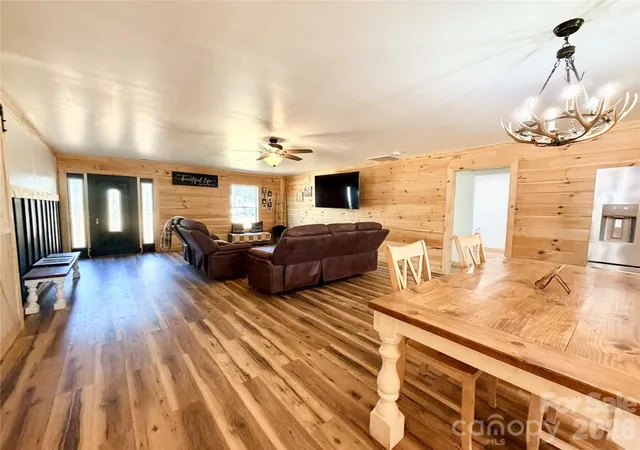 Photo 2 of Single family home for sale at 550 Dills Rd, Rutherfordton, NC 28139 | MLS# 4426637 | Listing updated on 2026-10-10