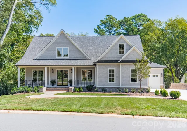 Photo 1 of Mansion for sale at 3319 Gresham Pl, Charlotte, NC 28211 | MLS# 4426649 | Listing updated on 2026-10-24