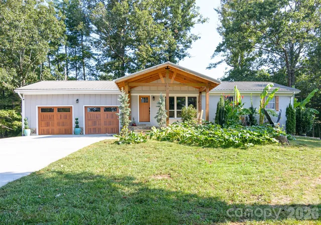 Photo 1 of Single family home for sale at 609 Old Mars Hl Hwy, Weaverville, NC 28787 | MLS# 4426651 | Listing updated on 2026-09-25