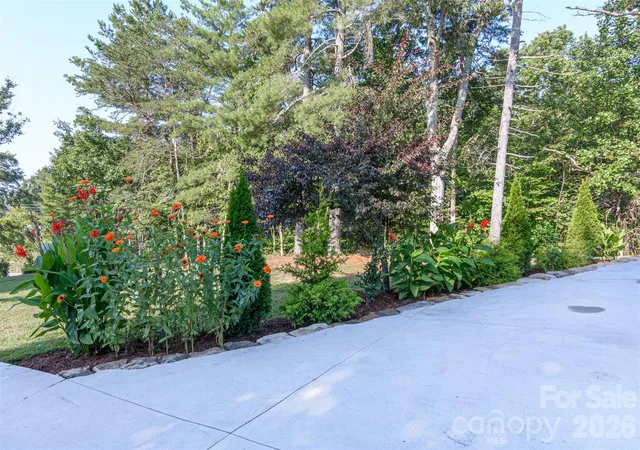 Photo 3 of Single family home for sale at 609 Old Mars Hl Hwy, Weaverville, NC 28787 | MLS# 4426651 | Listing updated on 2026-09-25