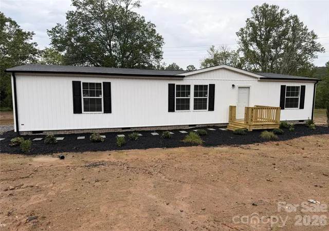 Photo 1 of Single family home for sale at 2735 Piney Rd, Morganton, NC 28655 | MLS# 4426656 | Listing updated on 2026-09-23