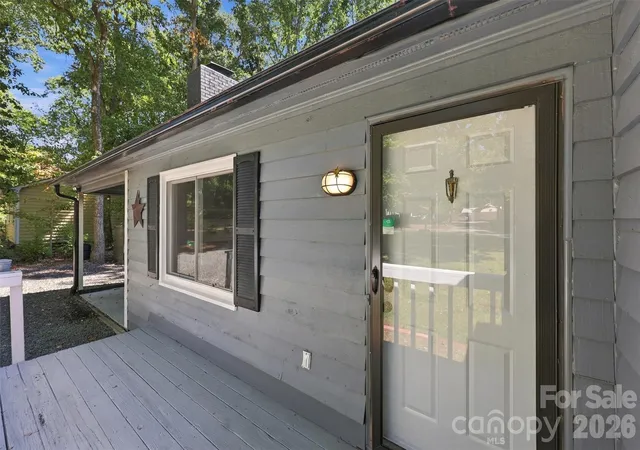 Photo 3 of Single family home for sale at 2909 Matoka Trl, Matthews, NC 28104 | MLS# 4426657 | Listing updated on 2026-10-04
