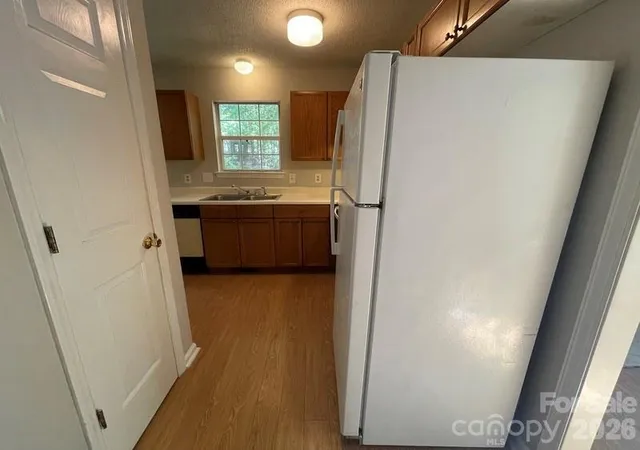 Photo 4 of Single family home for sale at 3705 Sandberry Dr, Waxhaw, NC 28173 | MLS# 4426666 | Listing updated on 2026-09-21