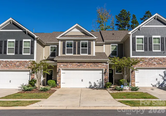 Photo 2 of Townhouse for sale at 4104 Steel Way, Sherrills Ford, NC 28673 | MLS# 4426667 | Listing updated on 2026-10-02