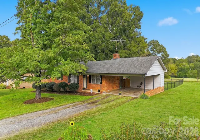 Photo 4 of Single family home for sale at 164 Davidson Ct, Taylorsville, NC 28681 | MLS# 4426675 | Listing updated on 2026-09-27