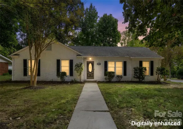 Photo 1 of Single family home for sale at 6500 Woodfield Dr, Charlotte, NC 28215 | MLS# 4426679 | Listing updated on 2026-10-23
