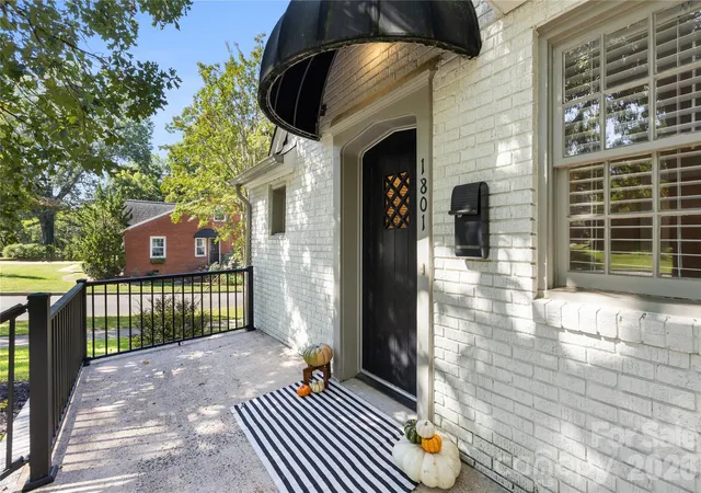 Photo 3 of Single family home for sale at 1801 Tippah Ave, Charlotte, NC 28205 | MLS# 4426680 | Listing updated on 2026-09-29
