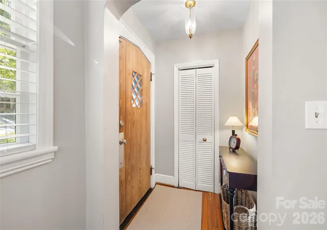 Photo 3 of Single family home for sale at 1801 Tippah Ave, Charlotte, NC 28205 | MLS# 4426680 | Listing updated on 2026-09-29