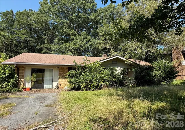 Single family home for sale at 6737 Cardigan Ave, Charlotte, NC 28215 | MLS# 4426684