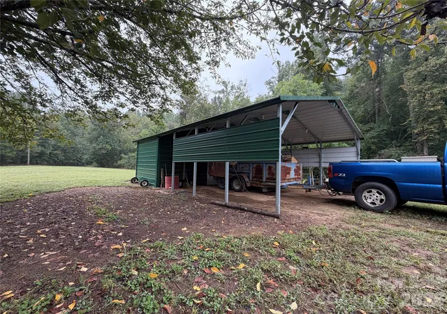 Photo 3 of Single family home for sale at 4552 S Mountain Park Ave, Connelly Springs, NC 28612 | MLS# 4426695 | Listing updated on 2026-09-25