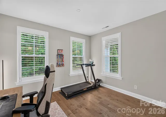 Photo 3 of Single family home for sale at 6601 Harbor Oaks Dr, Denver, NC 28037 | MLS# 4426714 | Listing updated on 2026-10-04