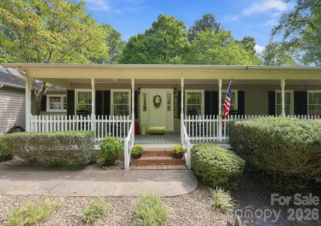 Photo 4 of Single family home for sale at 31883 Ameron Cir, Albemarle, NC 28001 | MLS# 4426721 | Listing updated on 2026-09-28