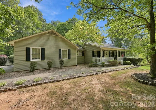 Photo 2 of Single family home for sale at 31883 Ameron Cir, Albemarle, NC 28001 | MLS# 4426721 | Listing updated on 2026-09-28