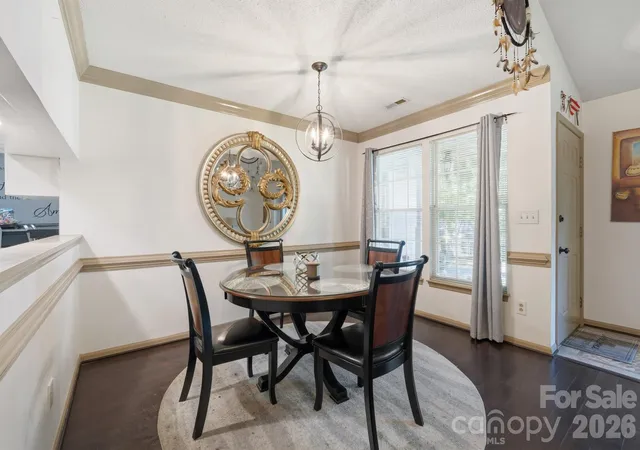 Photo 4 of Single family home for sale at 6833 Shiloh Ridge Ln, Charlotte, NC 28212 | MLS# 4426725 | Listing updated on 2026-09-23