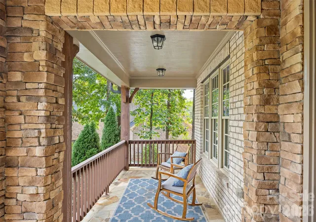 Photo 3 of Single family home for sale at 1623 Hawkstone Dr, Waxhaw, NC 28173 | MLS# 4426726 | Listing updated on 2026-10-07