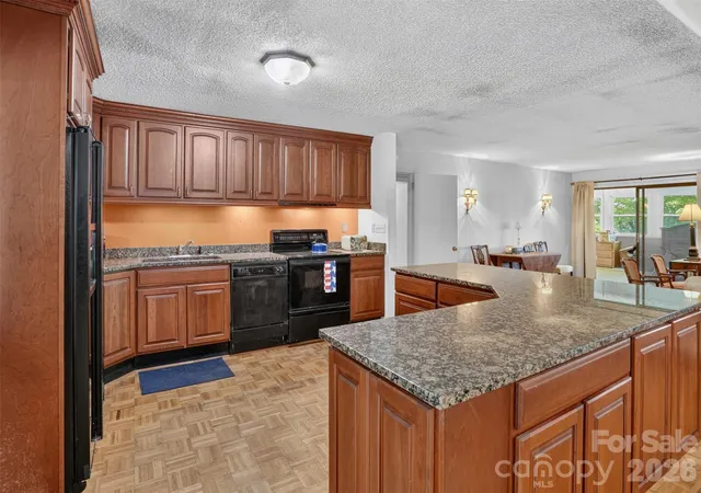 Photo 4 of Single family home for sale at 484 Briar Patch Ln, Saluda, NC 28773 | MLS# 4426728 | Listing updated on 2026-09-30