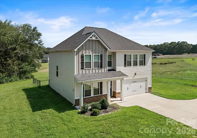 Photo 2 of Single family home for sale at 536 Grassy Pond Rd, Gaffney, SC 29341 | MLS# 4426741 | Listing updated on 2026-10-08