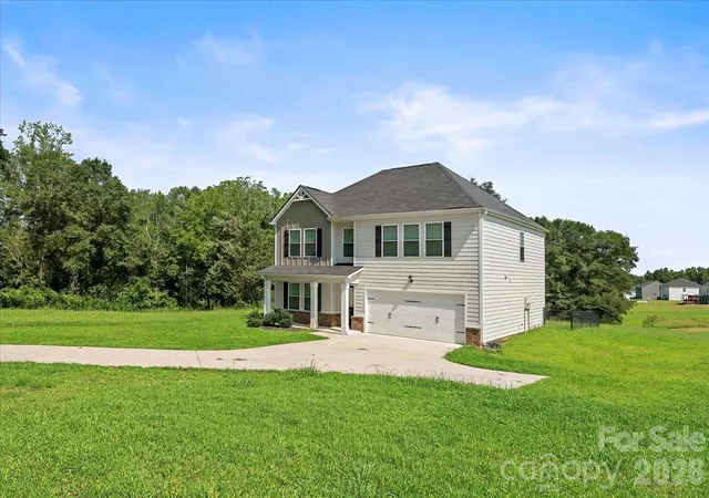 Photo 3 of Single family home for sale at 536 Grassy Pond Rd, Gaffney, SC 29341 | MLS# 4426741 | Listing updated on 2026-10-08