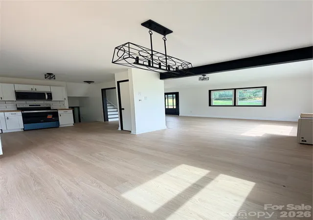 Photo 3 of Sale Pending at 310 Clay Hodges Rd #5, Boone, NC 28607 | MLS# 4426743 | Listing updated on 2026-10-10