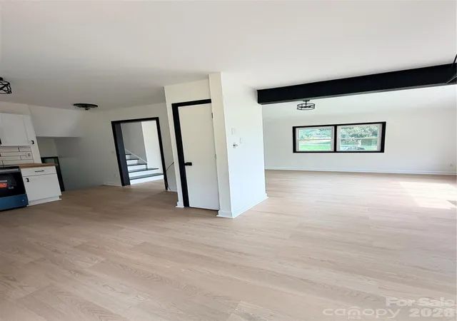 Photo 3 of Sale Pending at 310 Clay Hodges Rd #5, Boone, NC 28607 | MLS# 4426743 | Listing updated on 2026-10-10