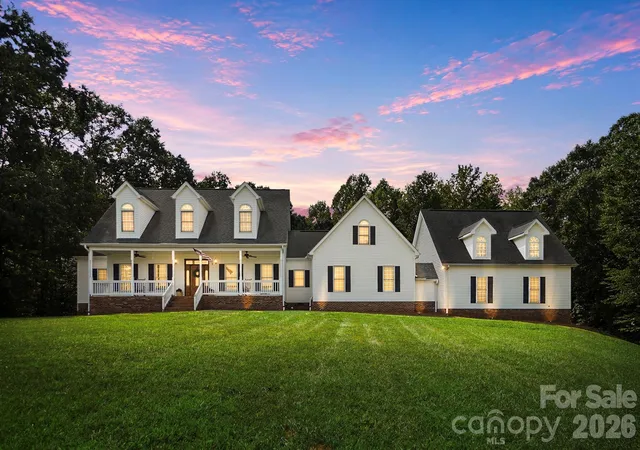 Photo 1 of Single family home for sale at 5881 Highway 557, Clover, SC 29710 | MLS# 4426749 | Listing updated on 2026-09-23