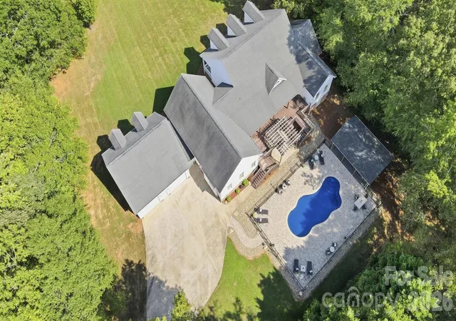 Photo 3 of Single family home for sale at 5881 Highway 557, Clover, SC 29710 | MLS# 4426749 | Listing updated on 2026-09-23