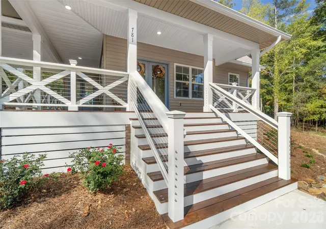 Photo 3 of Single family home for sale at 781 Berry Hl Dr, Norwood, NC 28128 | MLS# 4426761 | Listing updated on 2026-09-23