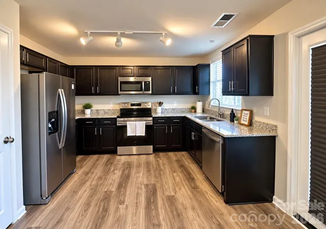 Photo 3 of Single family home for sale at 1431 Springdale Rd, Lancaster, SC 29720 | MLS# 4426763 | Listing updated on 2026-09-22