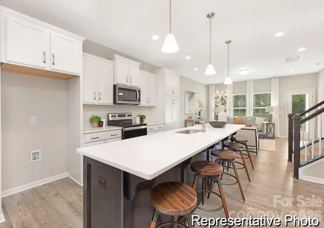 Photo 3 of Single family home for sale at 124 W Springhouse Ct #5, Statesville, NC 28625 | MLS# 4426779 | Listing updated on 2026-10-05