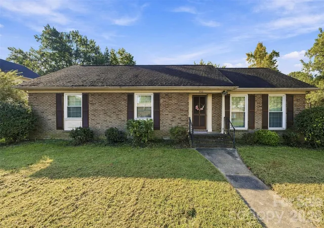 Single family home for sale at 9100 Sandburg Ave, Charlotte, NC 28213 | MLS# 4426781