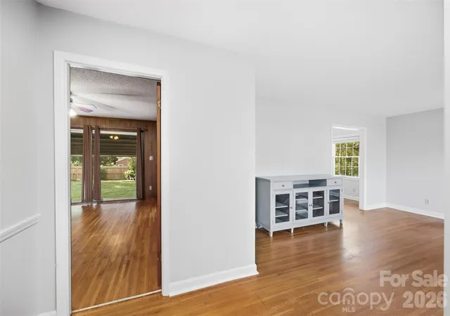 Photo 3 of Single family home for sale at 9100 Sandburg Ave, Charlotte, NC 28213 | MLS# 4426781 | Listing updated on 2026-09-23
