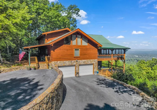 Photo 4 of Single family home for sale at 5409 Mineral Springs Mountain Ave, Valdese, NC 28690 | MLS# 4426784 | Listing updated on 2026-10-05