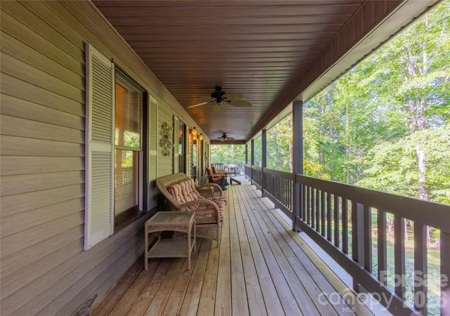 Photo 3 of Single family home for sale at 1221 Sam Cvs, Robbinsville, NC 28771 | MLS# 4426788 | Listing updated on 2026-09-22