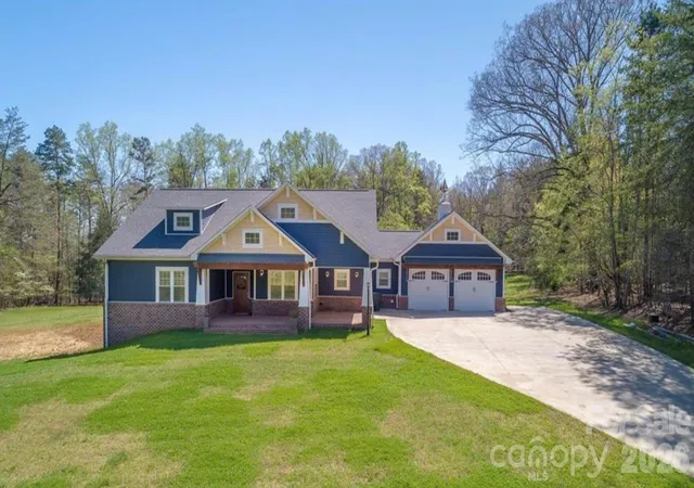 Photo 2 of Single family home for sale at 1655 Antioch Rd, Morganton, NC 28655 | MLS# 4426796 | Listing updated on 2026-09-28