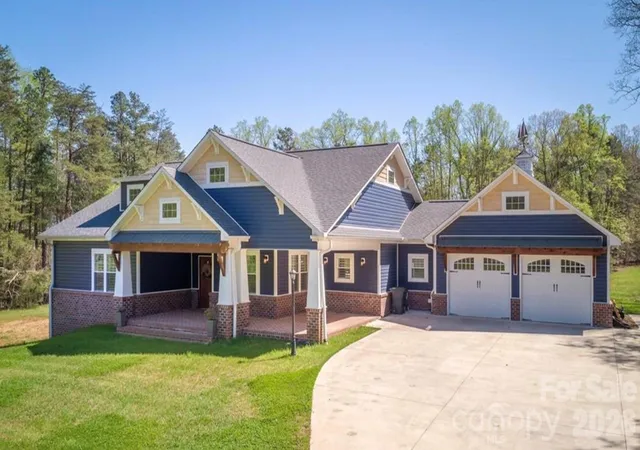 Photo 3 of Single family home for sale at 1655 Antioch Rd, Morganton, NC 28655 | MLS# 4426796 | Listing updated on 2026-09-28