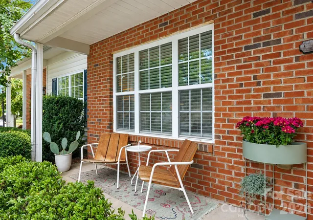 Photo 3 of Townhouse for sale at 109 Summerwood Dr, Mooresville, NC 28117 | MLS# 4426797 | Listing updated on 2026-09-27