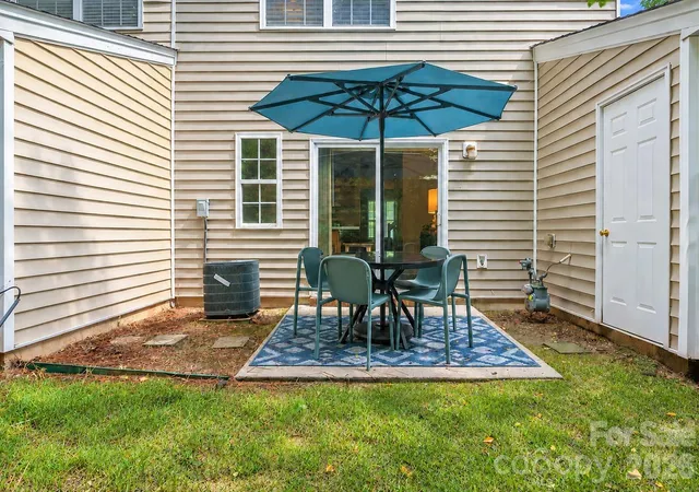 Photo 4 of Townhouse for sale at 109 Summerwood Dr, Mooresville, NC 28117 | MLS# 4426797 | Listing updated on 2026-09-27